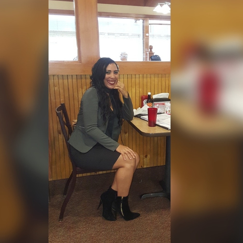 Meet your Posher, Maritza