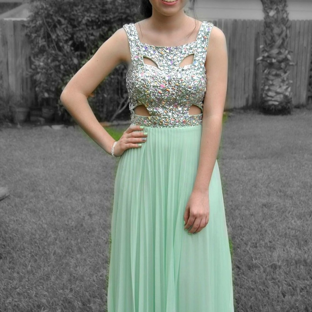 Betsy & Adam Mint long formal dress.