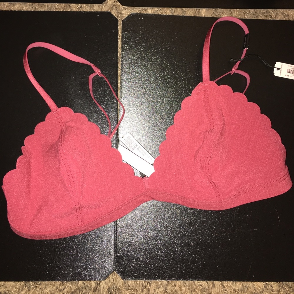VICTORIAS SECRET BRA