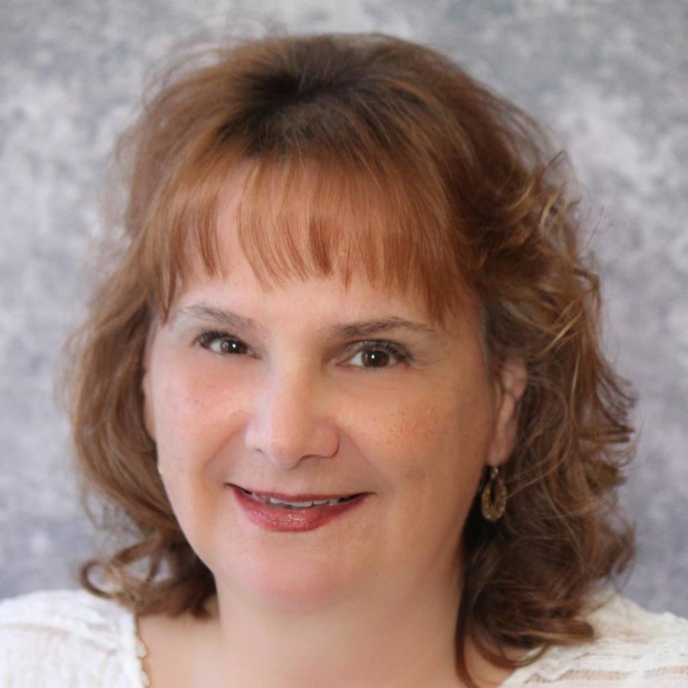 Meet your Posher, Cynthia