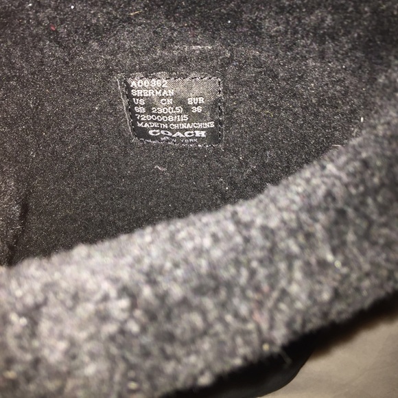 Coach Snow Boot Size 6 - Picture 3 of 8