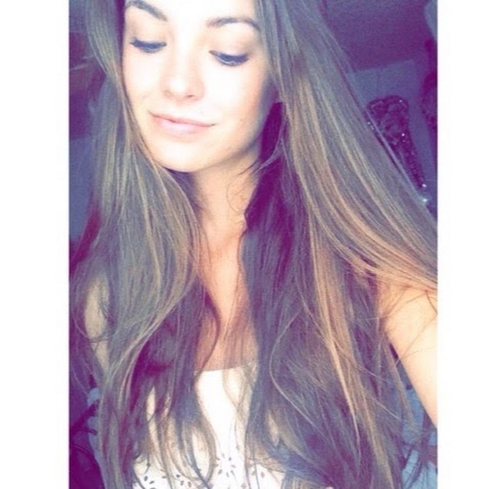 Meet your Posher, Chloe