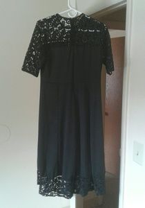 Black floral lace splice short sleeve curvy dress