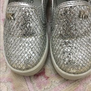 Michael Kors toddler size 7