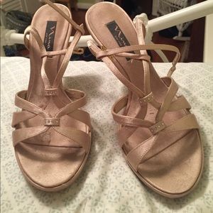 Nina New York heels shimmery goldfish tan