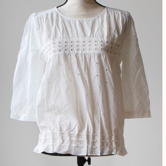 Ivory circle design blouse, NWT
