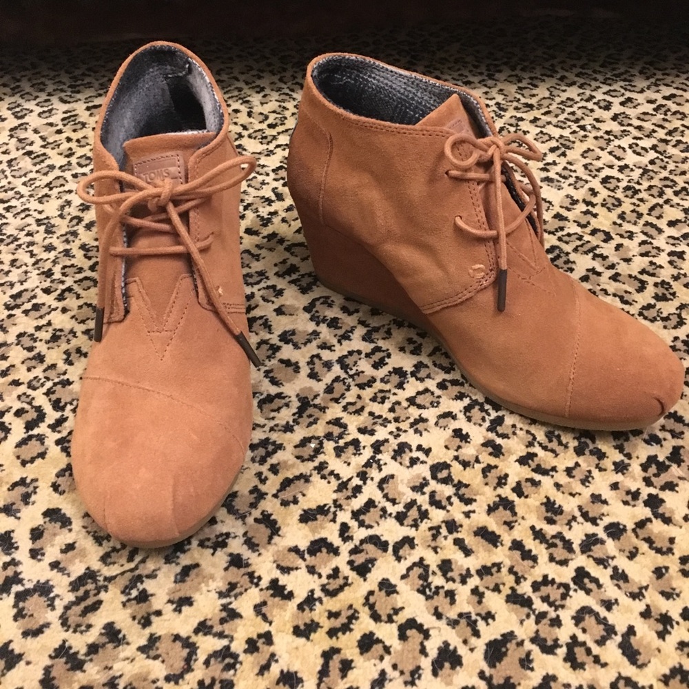 Toms Desert Wedge bootie
