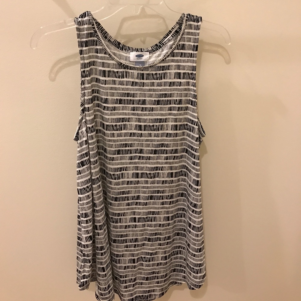 Old Navy swing tank