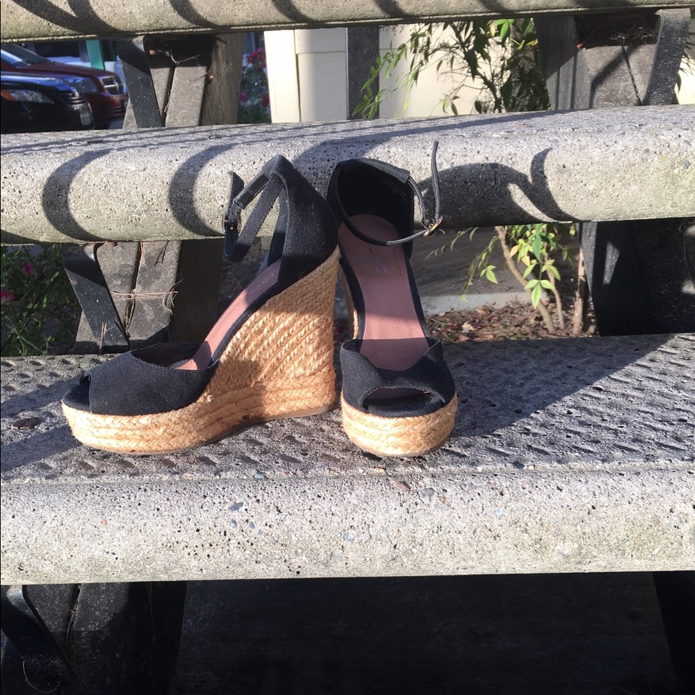 Aldo Platform Espadrilles- Black Size 6