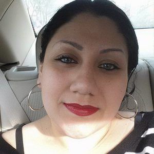 Meet your Posher, Angie