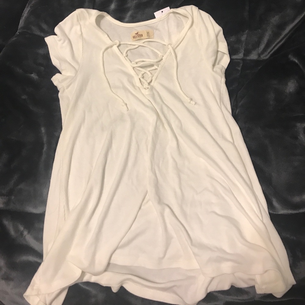 Hollister cross white shirt never been worn