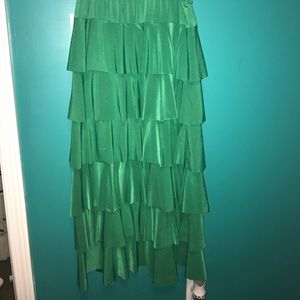 Kelly Green Ruffled Skirt!!
