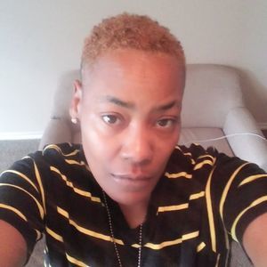 Meet your Posher, Ellen