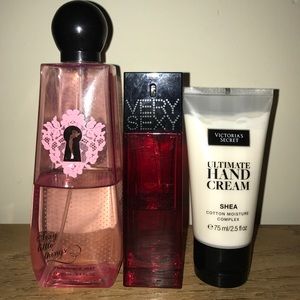 PRICE DROP BUNDLE ...💗VS SCENTS & CREAM