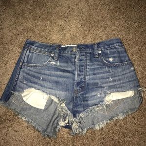 Abercrombie high rise festival short