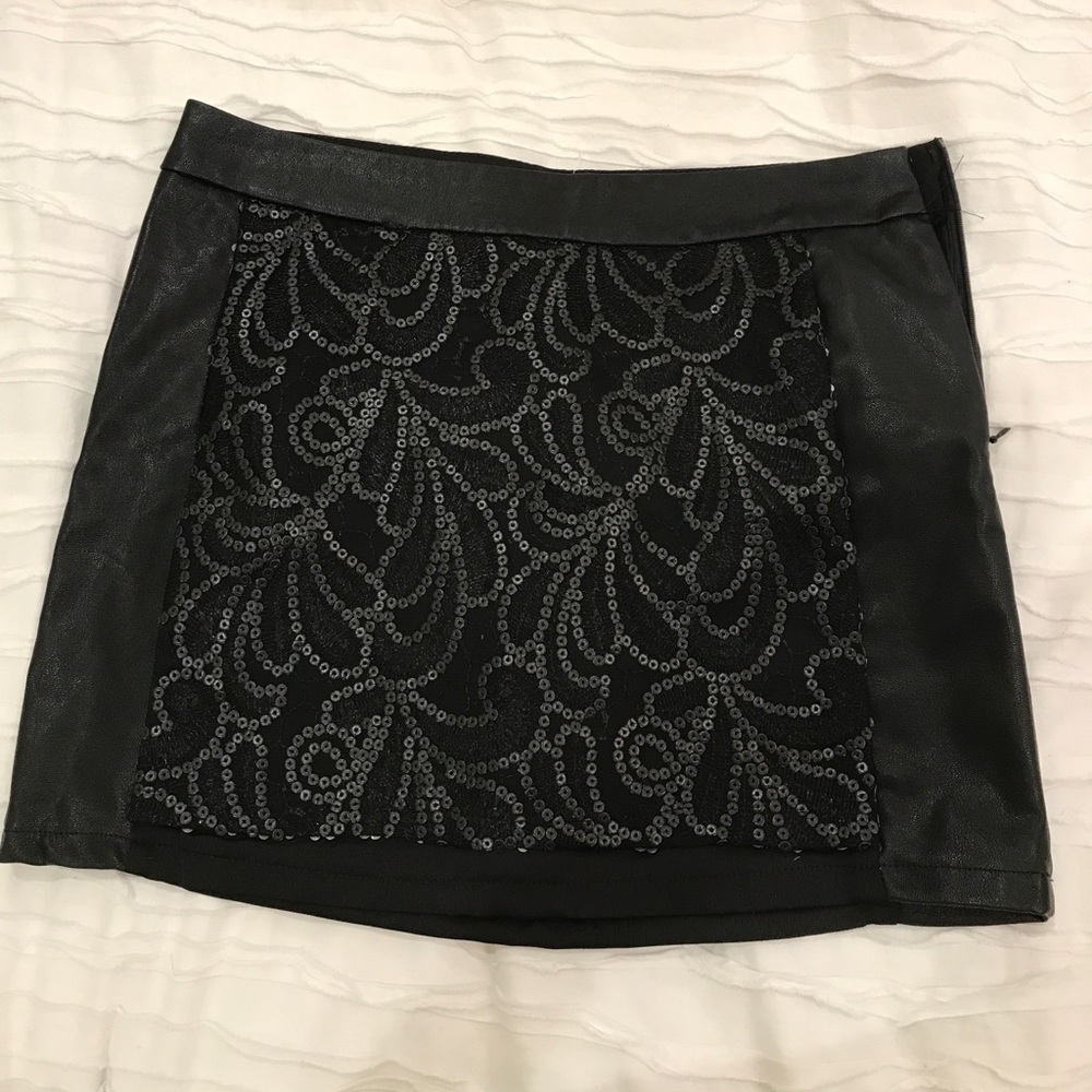 Leather skirt