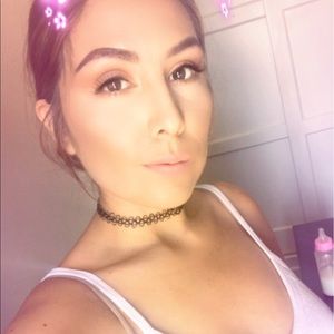 Meet your Posher, Reyna