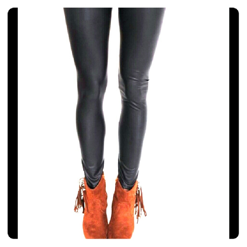 Faux leather leggings