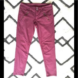 🚫SOLD🚫AEO Burgundy CropSkinny 6