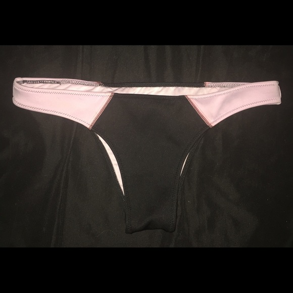 VS bikini bottoms - Picture 1 of 2