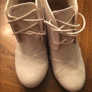 Maurice wedges $30 brand new size 8