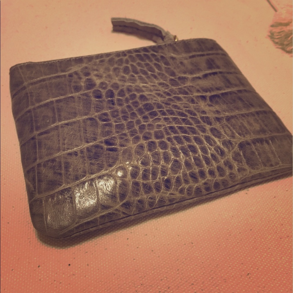 Clare V coin clutch in marble gray!