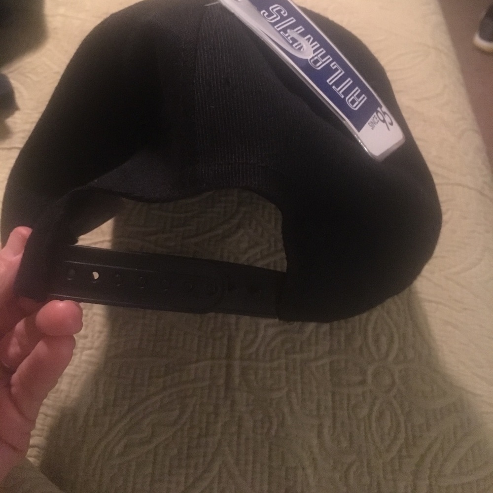 Hat - Picture 2 of 4