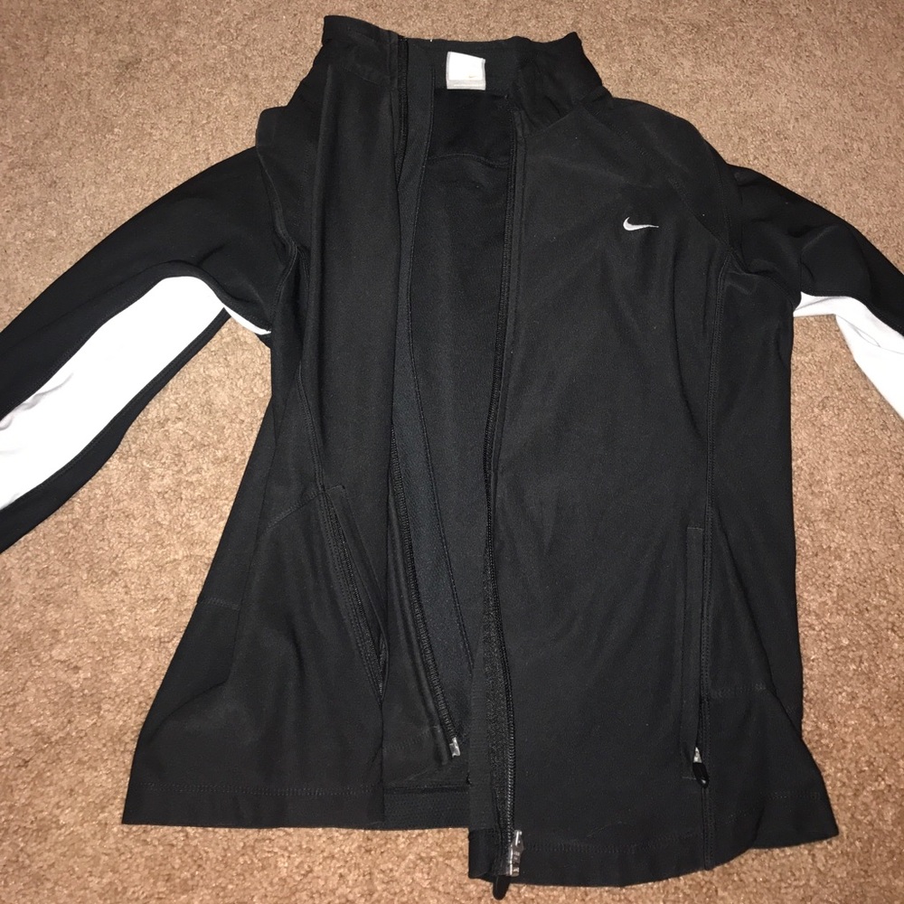Nike dri fit jacket