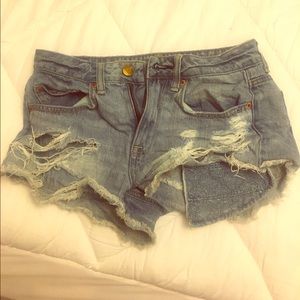 Semi high waisted denim shorts