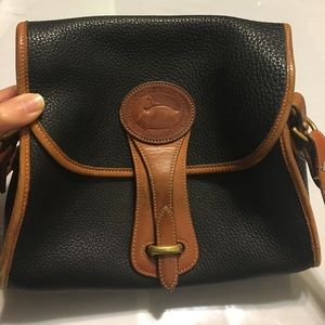 Vintage Dooney & Bourke leather crossbody