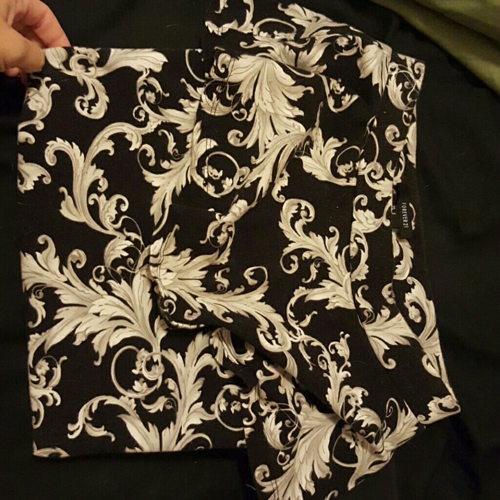 Forever 21 peplum skirt