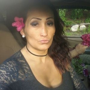 Meet your Posher, Bernadette