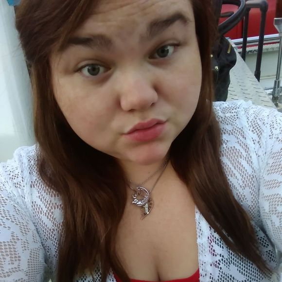 Meet your Posher, Chelsea - Picture 1 of 1