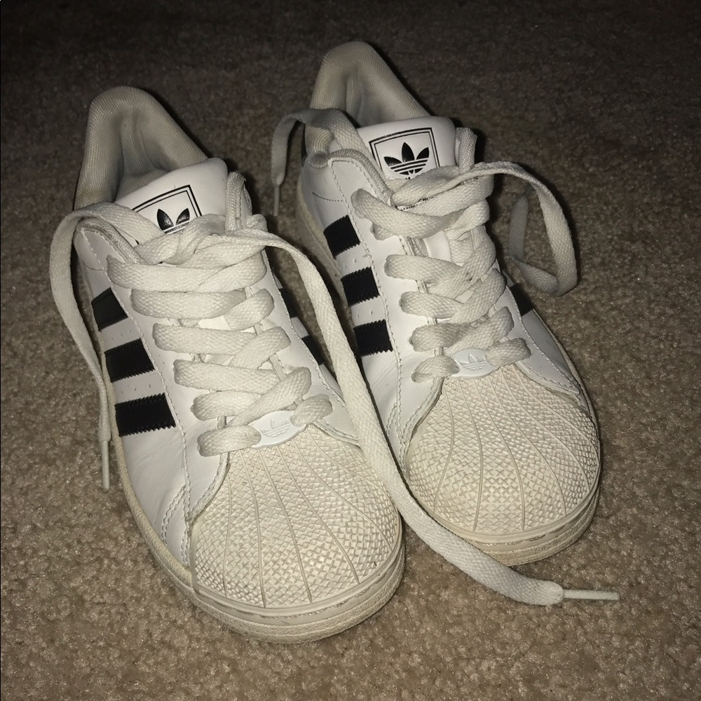 Adidas shell toe
