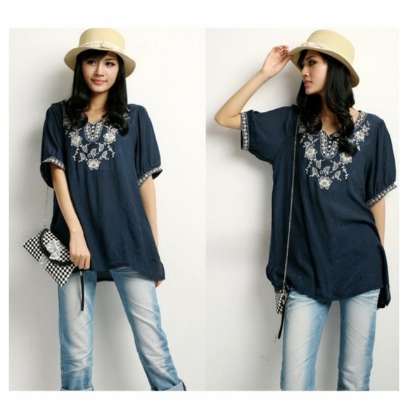 Tops - ❤LAST ONE❤5⭐ rated 💢Embroidered Lightweight Top