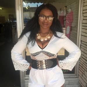 Meet your Posher, Joyce