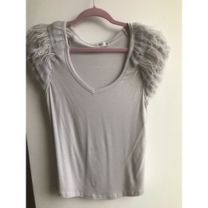 Boutique top Feathery v neck