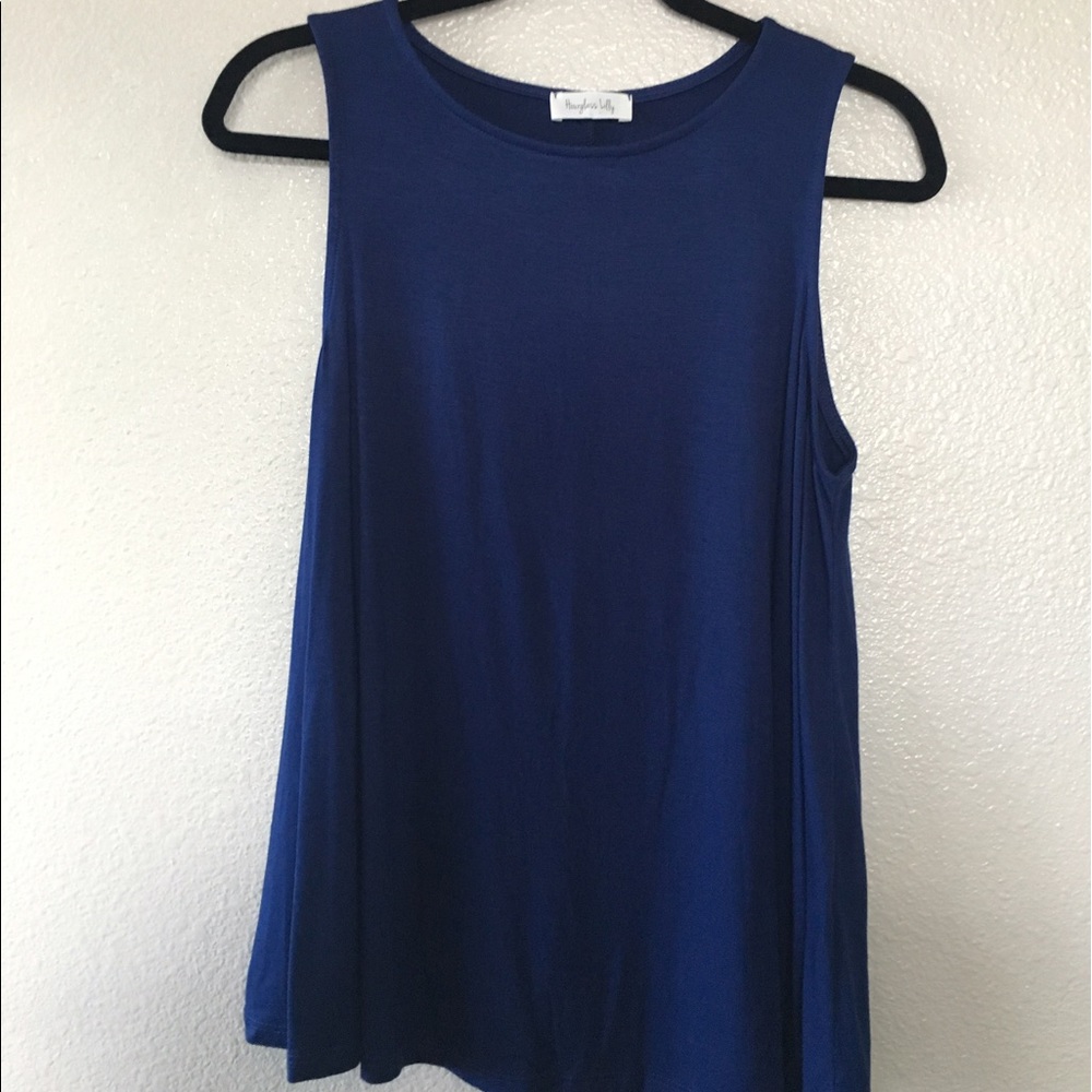Hourglass Lily tank
