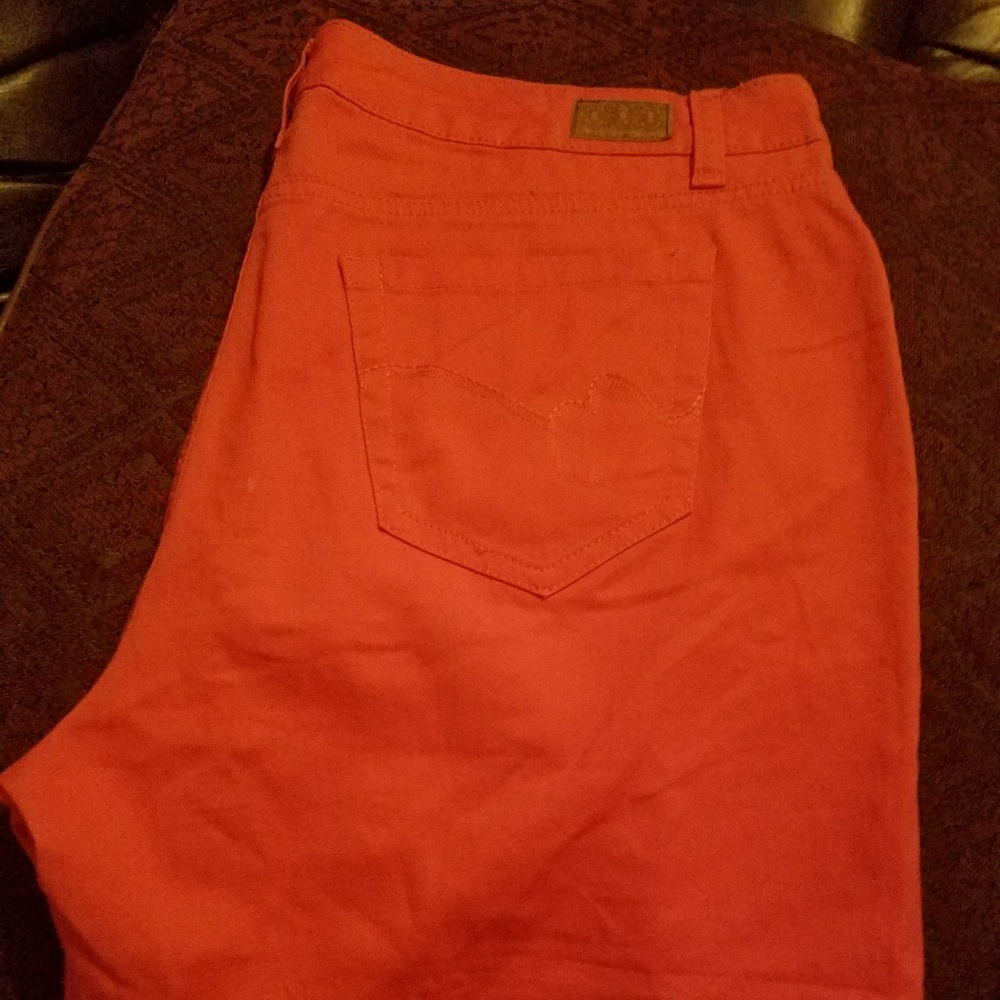 Bondolino shorts