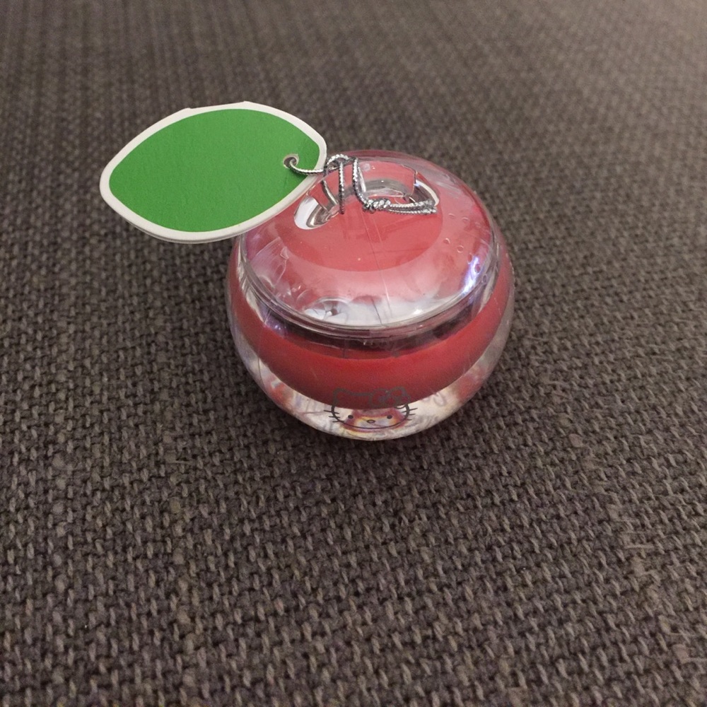 Hello Kitty Apple Balm