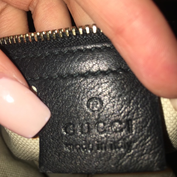 Gucci purse - Picture 2 of 3