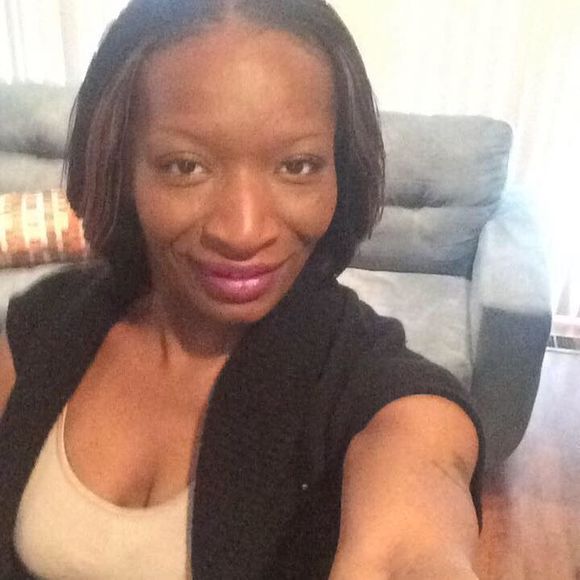 Meet your Posher, Sharlene - Picture 1 of 1