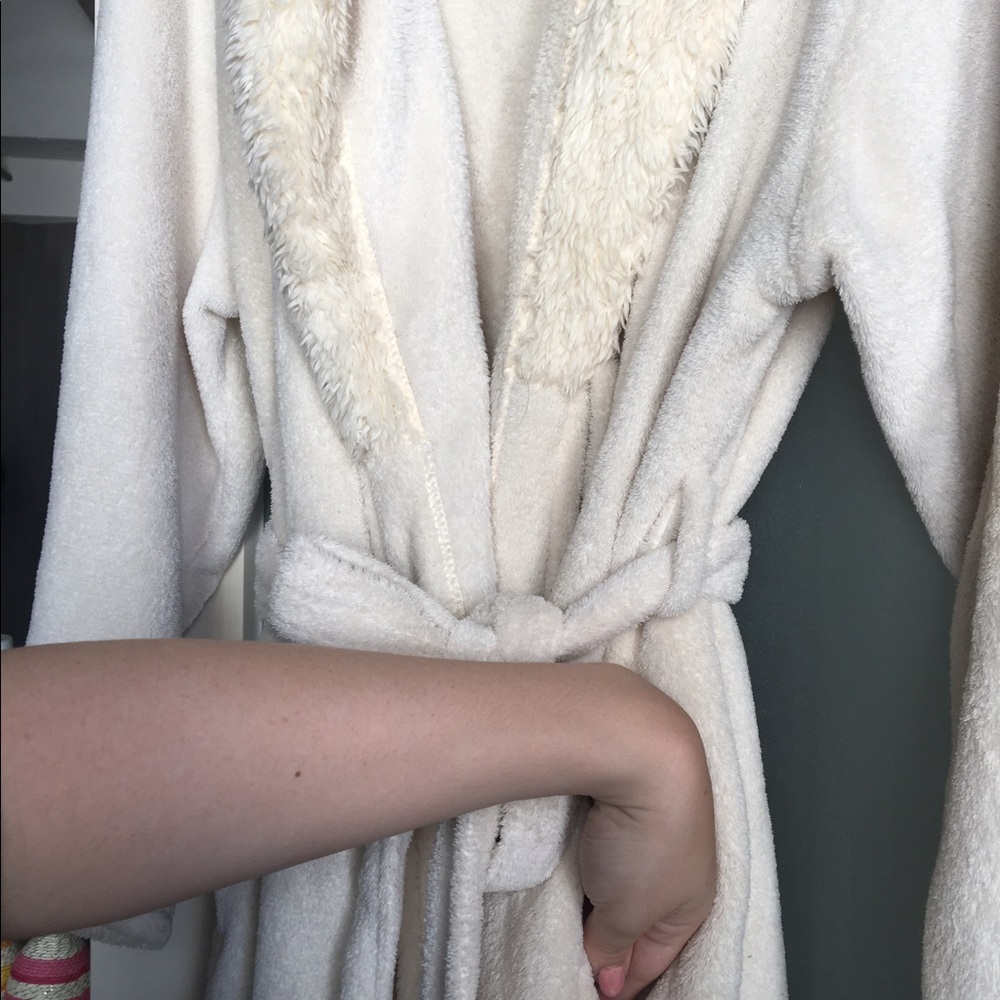 Ultra Cozy Plush Robe • Bath or Lounge • Like New