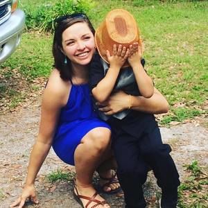 Meet your Posher, Leslie