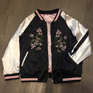 REVERSIBLE SATIN EMBROIDERED SOUVENIR JACKET