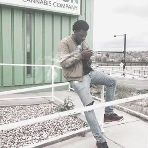 Meet your Posher, Ashton