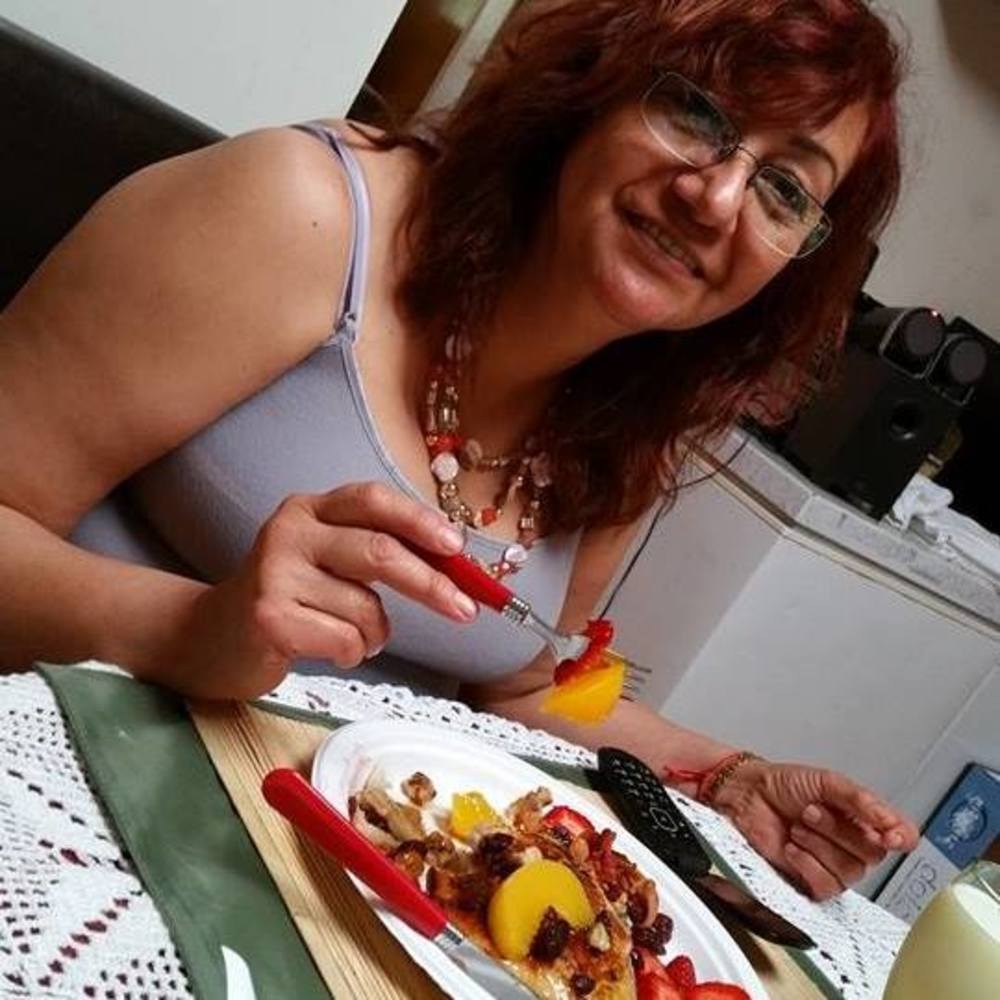 Meet your Posher, Elva