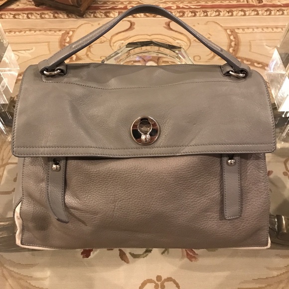 Yves Saint Laurent Handbags - Yves Saint Laurent Muse Bag