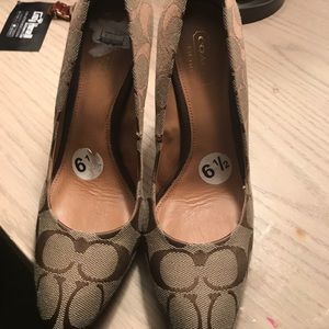 Coach pumps beige and brown