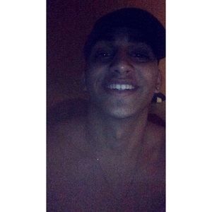 Meet your Posher, Eliysha